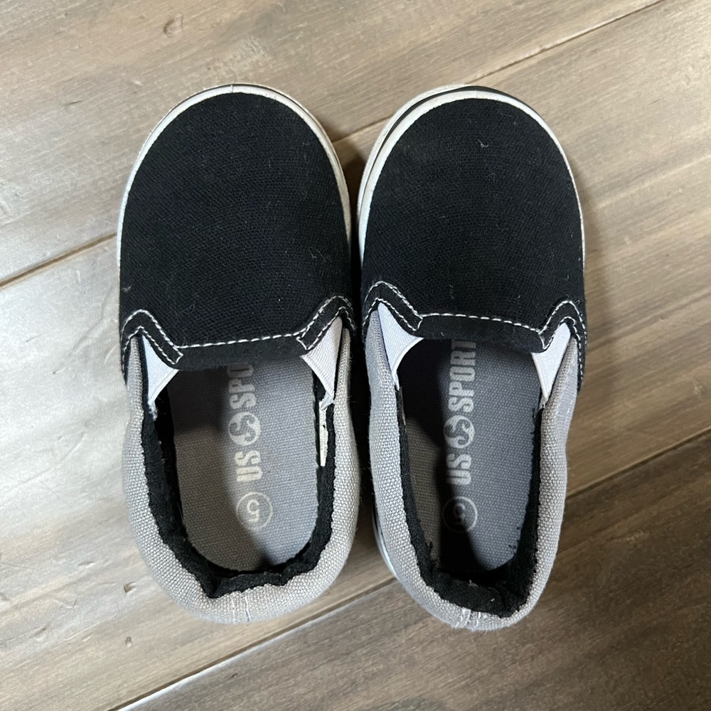 Toddler unisex shoes